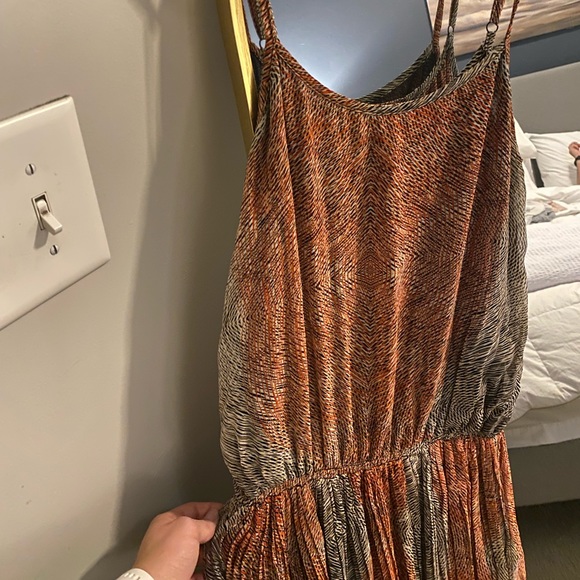 Luca Couture Midi Dress - Picture 3 of 6